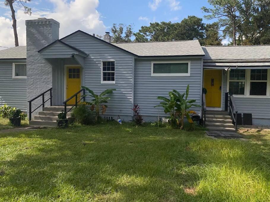 Cozy Home, King Bed, 3 Bedrooms,Close To Downtown Beaches Towncenter Jacksonville Exterior photo
